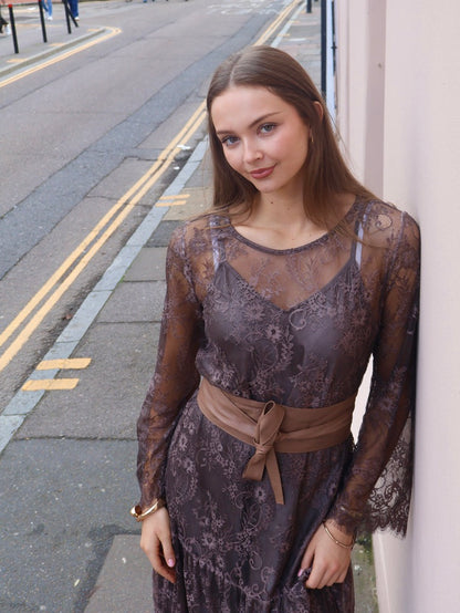 ERIN LACE DRESS - BROWN