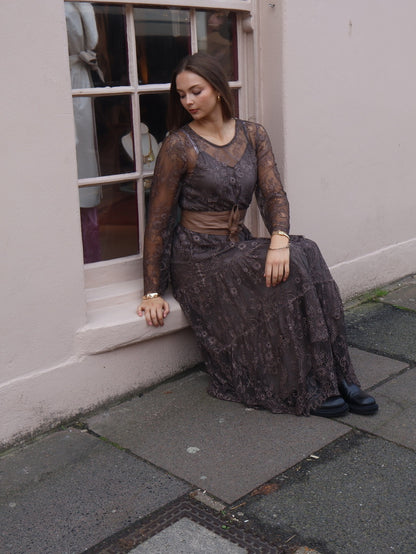 ERIN LACE DRESS - BROWN